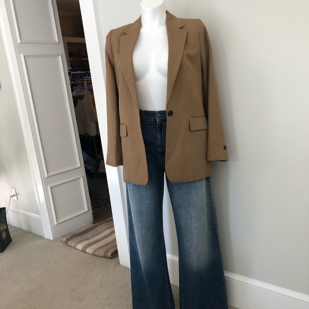 Classic Tan Women's Blazer